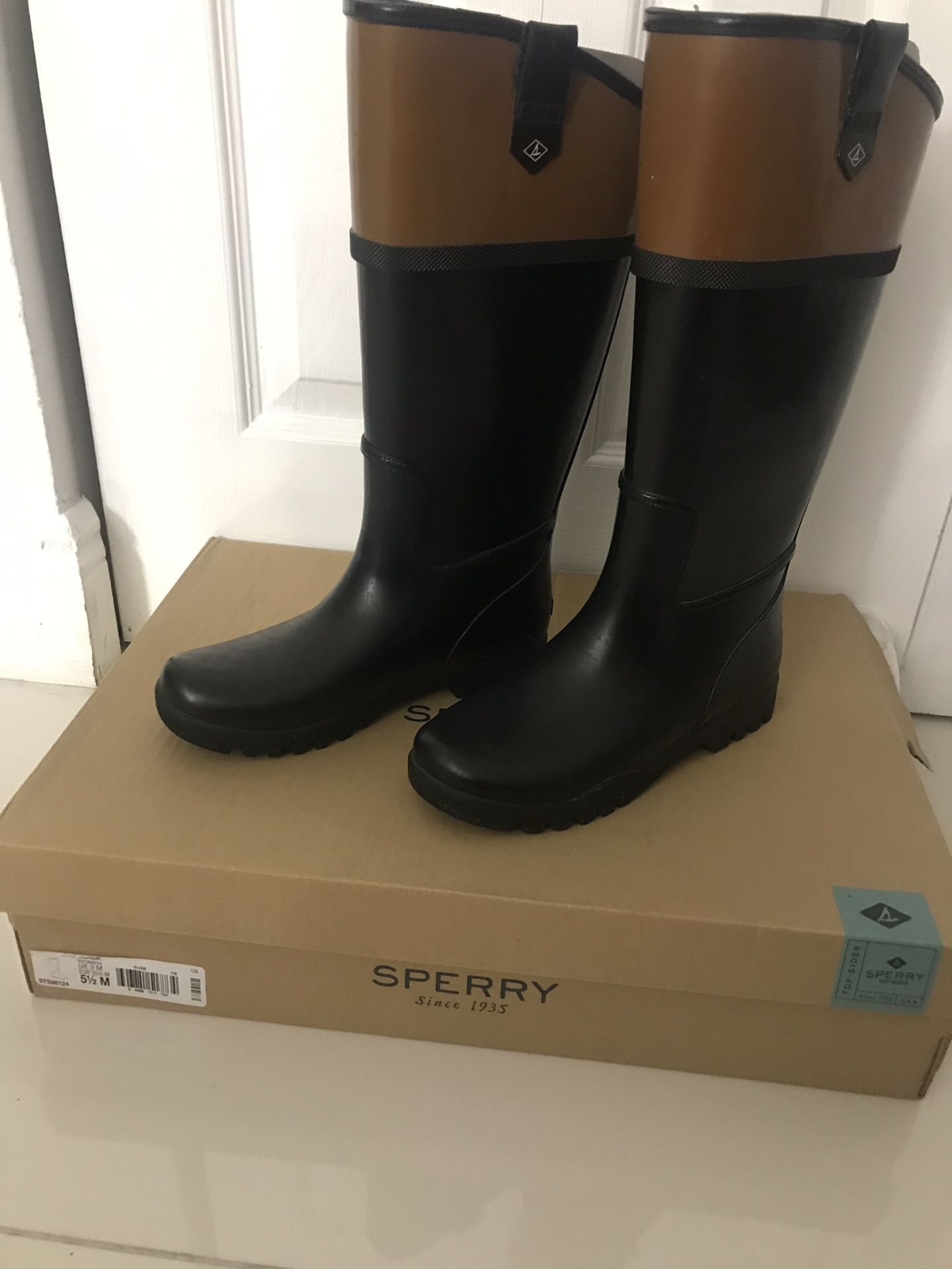 Sperry Rain Boots Women’s 5.5