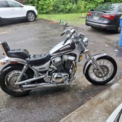 2004 Suzuki Intruder 1400