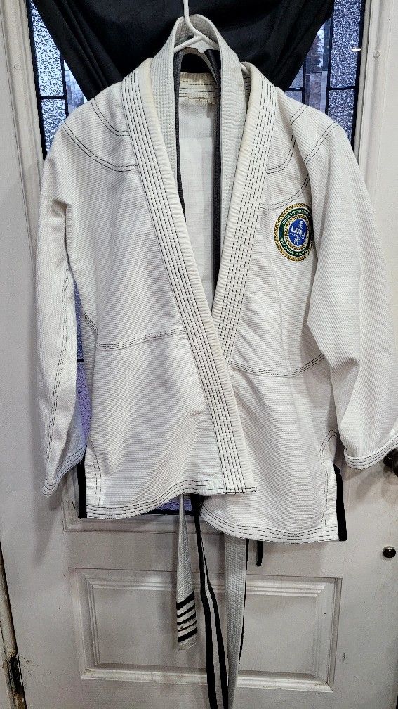 Karate Suit / Jiu-jitsu Suit