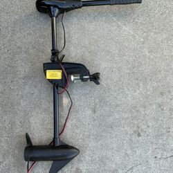 Minn Kota Throlling Electric Motor W/ 5 Speed And Reverse