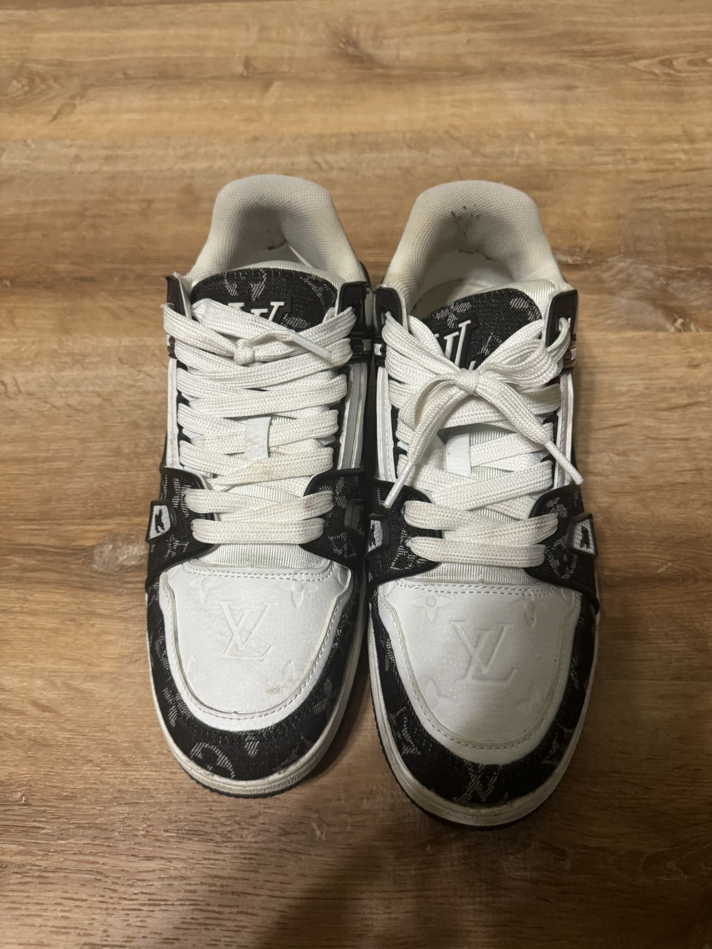Lv Shoes