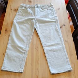 Joe Fresh High waist Blueish White Jeans US 31