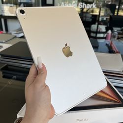 Apple 11” iPad Air M4 Chip 128GB WiFi +Cellular! Open box! 90 day warranty! We offer financing!