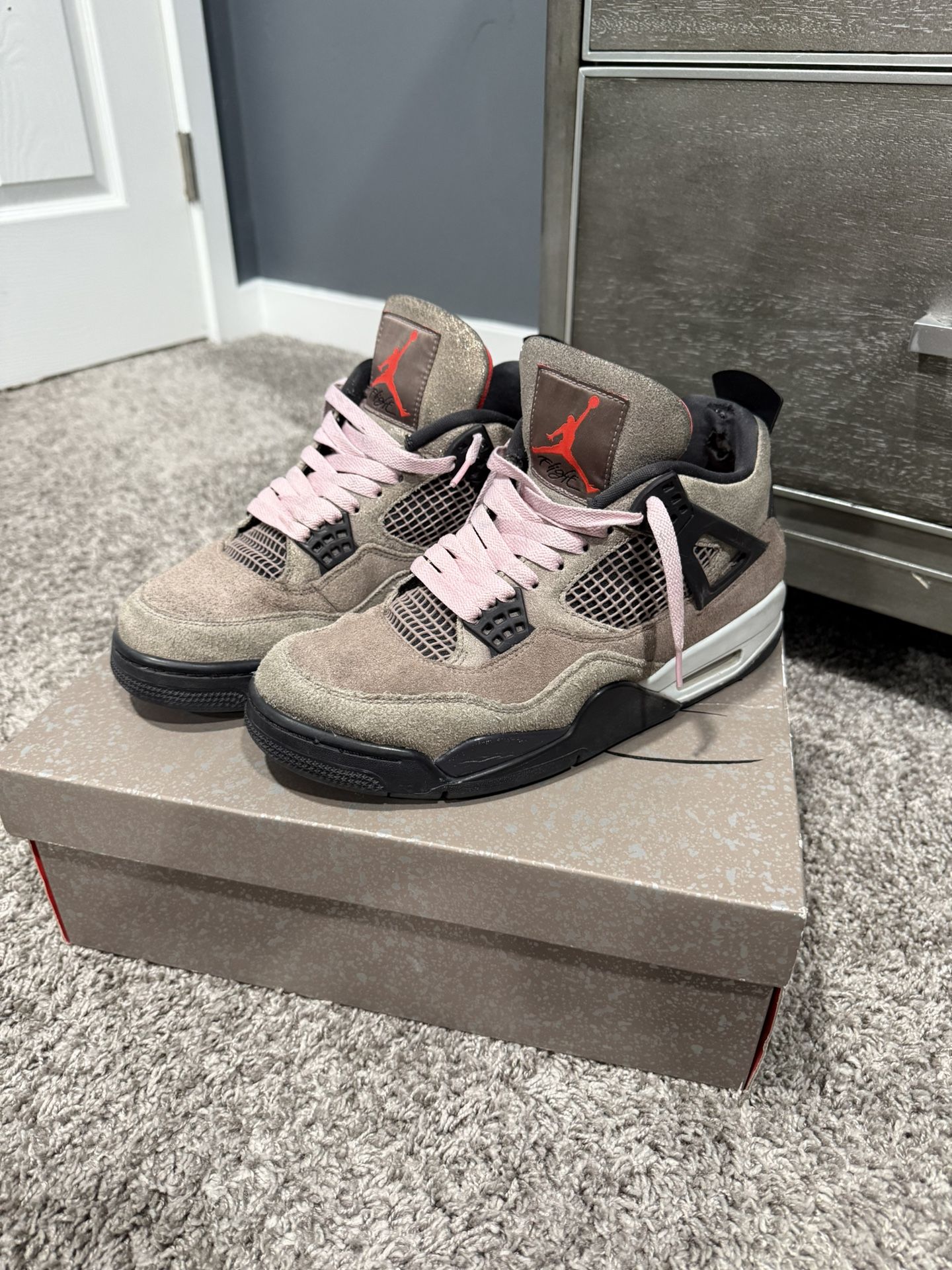 Jordan 4