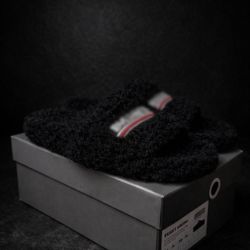 MENS LUXURY SANDLES 100$