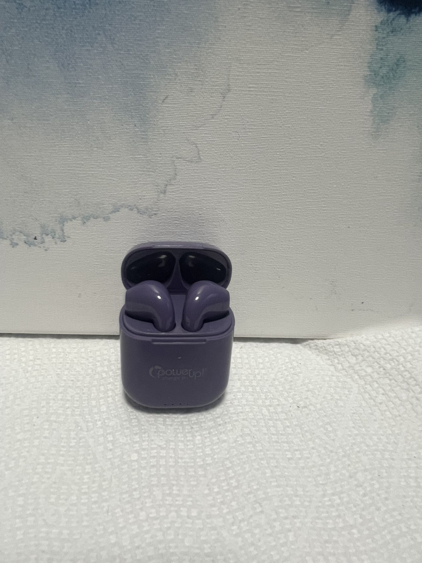 Bluetooth earbuds