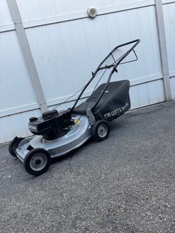 Lawn Mower (Just Freshly Serviced)