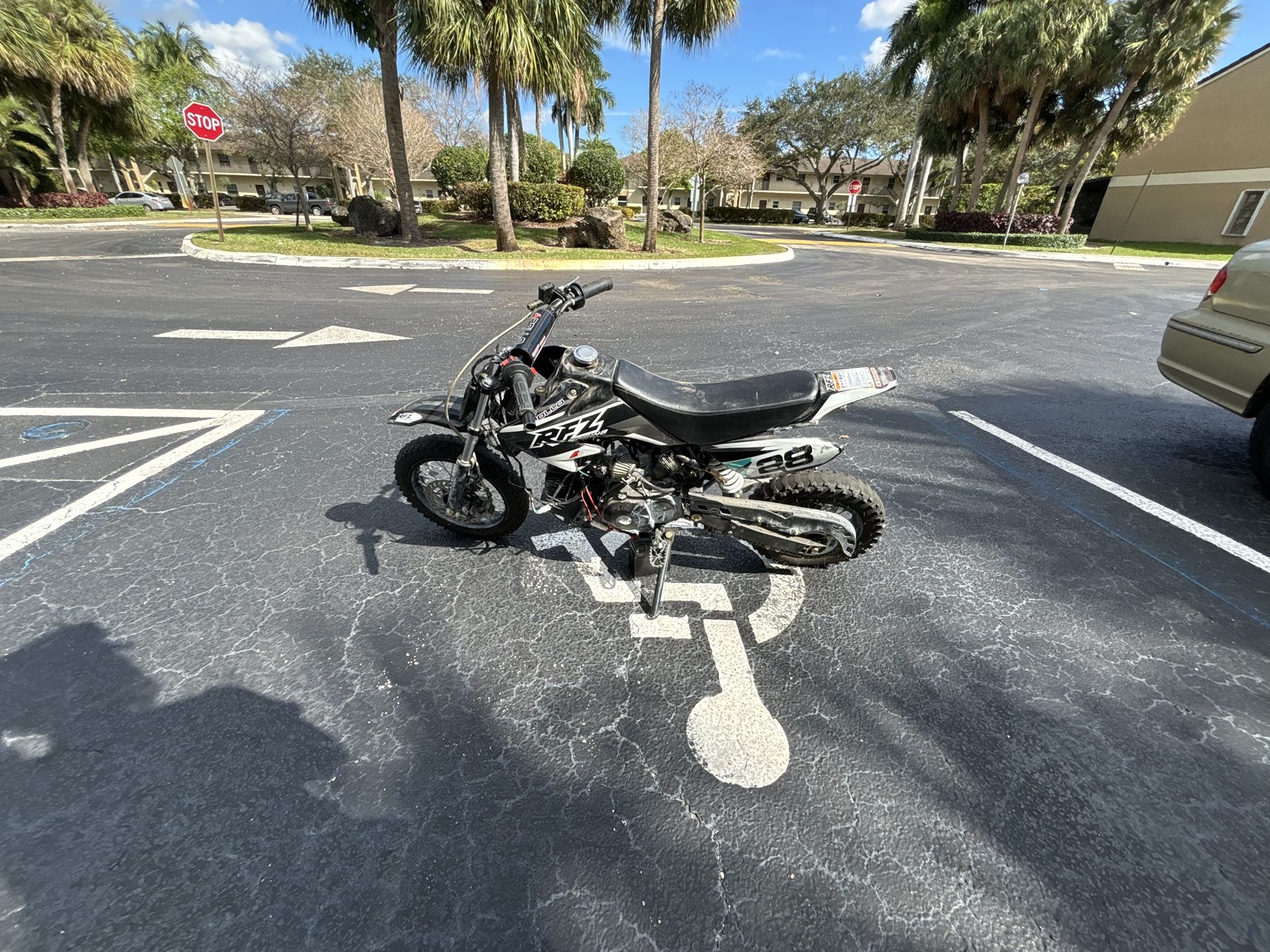 apollo 110cc pit bike
