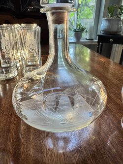 LOWER PRICE Beautiful Toscano Etched Clipper Ship Decanter and 6 Glasses