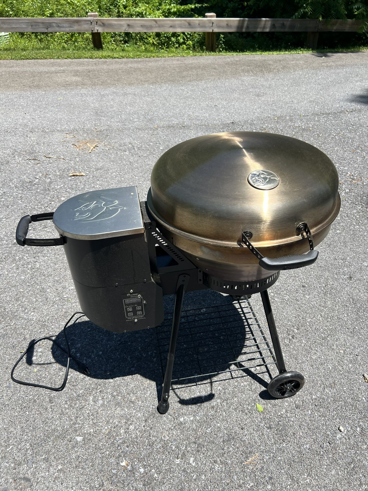 Recteq Bullseye Pellet Smoker for Sale in Millbrook, NY OfferUp