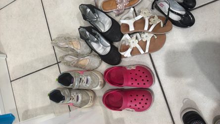 Girls shoes sizes 10,11,12 bundle or by shoe