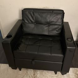 Lounge chair faux leather.