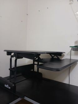 Standing  desk