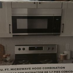 Over The Range Samsung microwave,