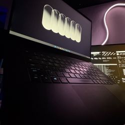 Razer Blade 15 Base – Upgraded 1440p 144Hz Displ