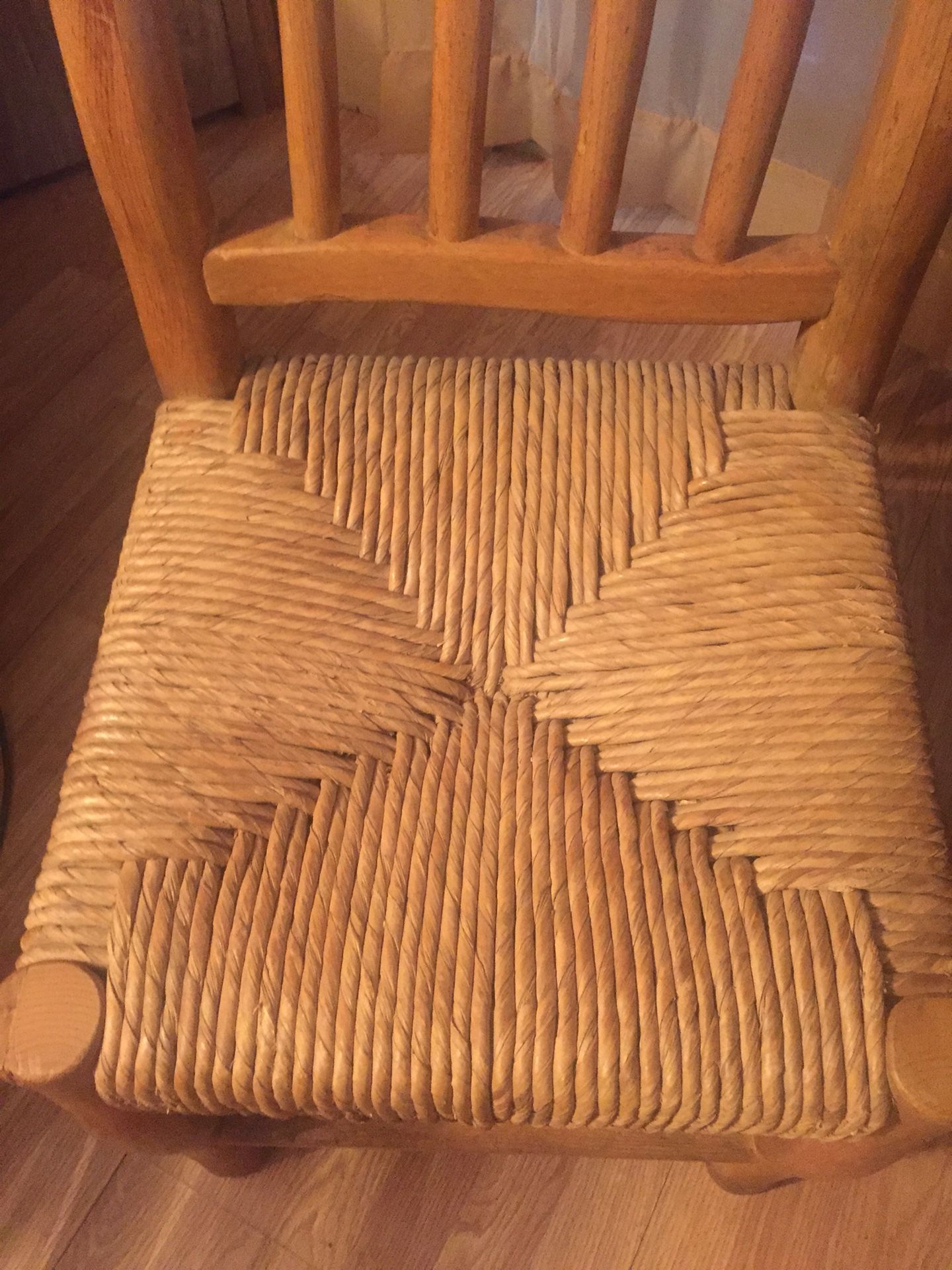 Rustic dining table 8” long x 3” wide, 2 end chairs plus 8 chairs, 10 chairs total