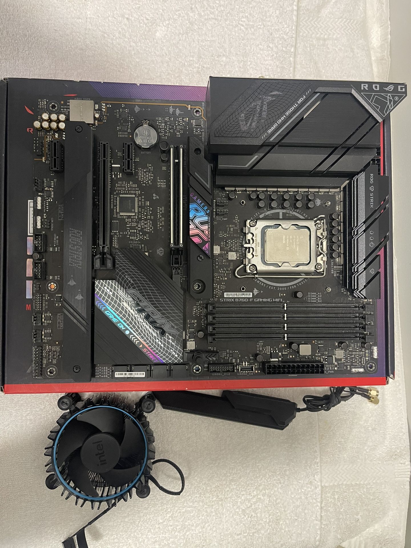 Asus Rog Strix b760-f gaming WiFi and i7 12700kf with cpu cooler and backplate and WiFi antenna