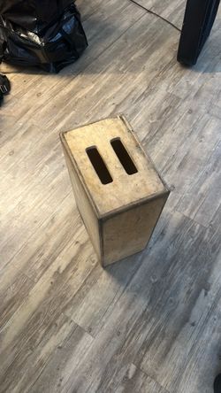 Apple Box
