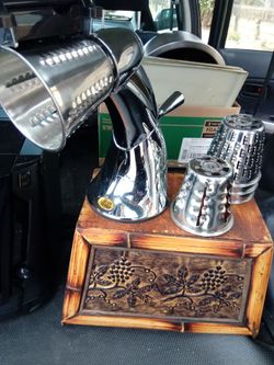 Prestige Hand  Salad Chopper