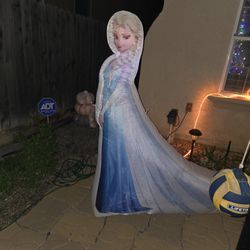 Elsa Christmas Inflattable Outdoor Decor
