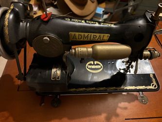 Admiral Sewing Machine Co. Vintage Sewing Machine