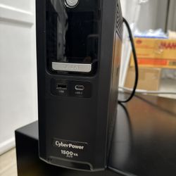 CyberPower outlets Battery Backup
