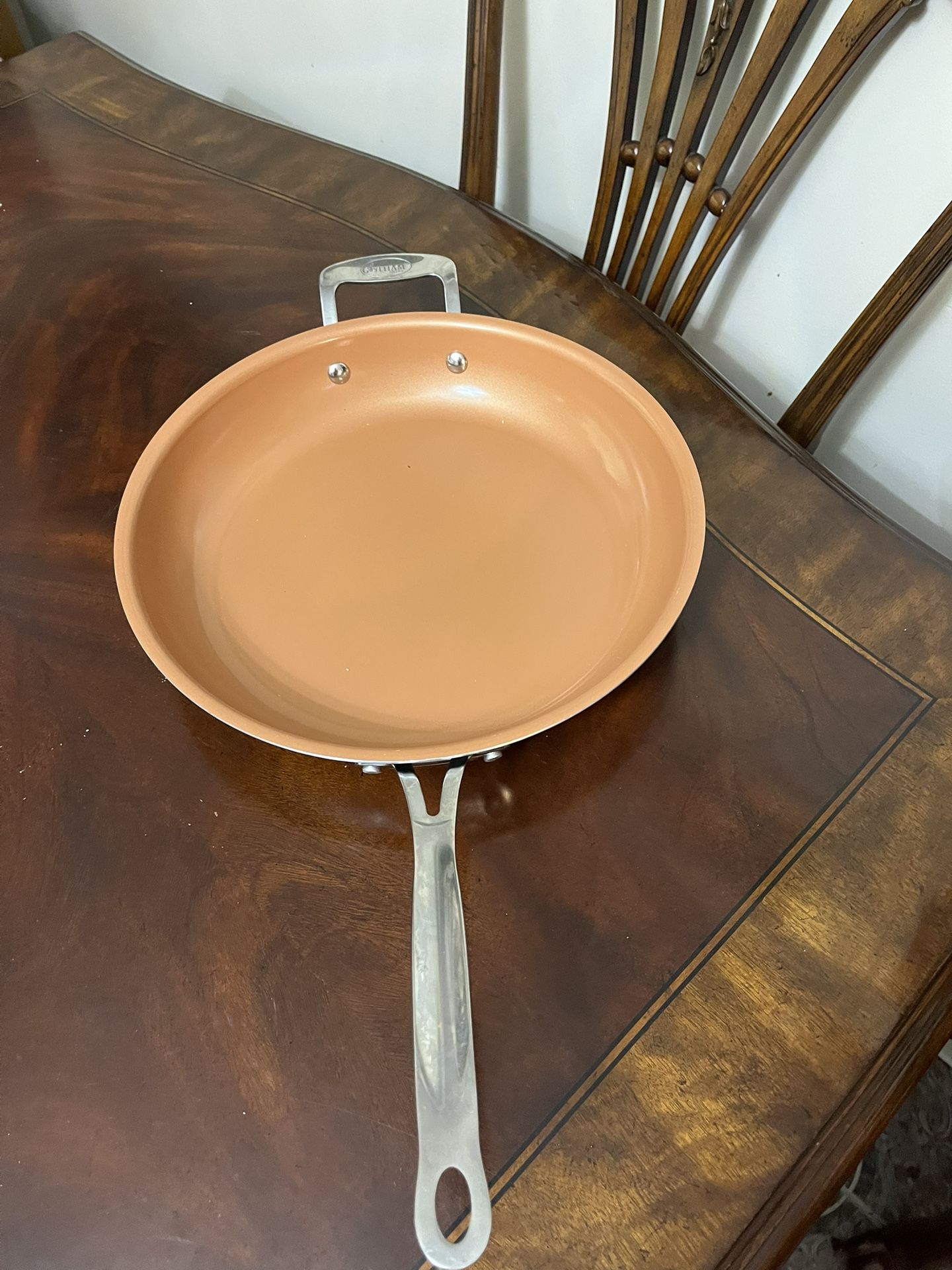 Large Gotham Steel Skillet