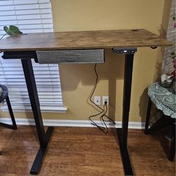 Sit To Stand Electric Desk 