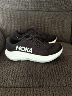 Hoka Rincon size 8.5 B black shoes!