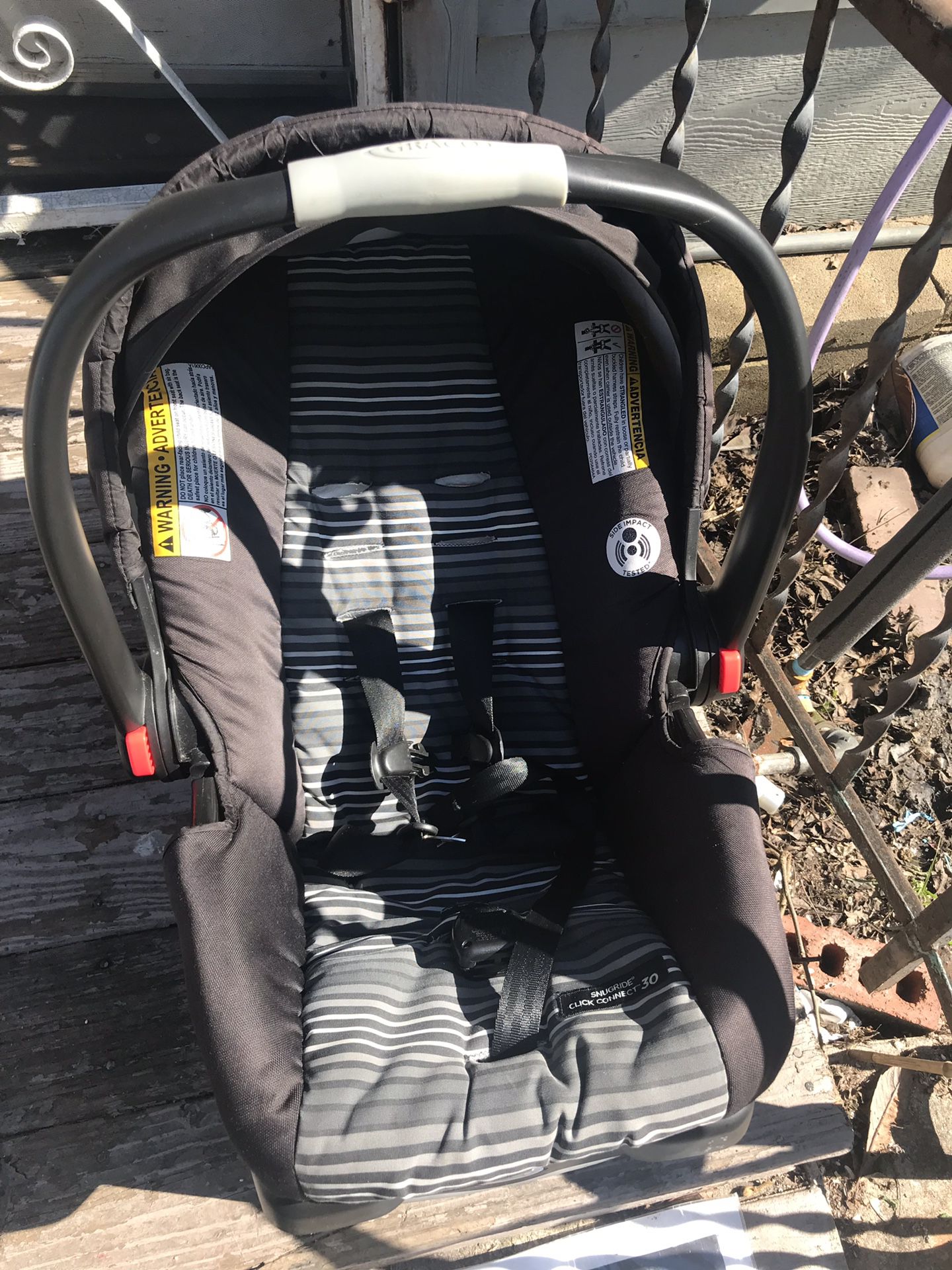 Car seat and base graco brand