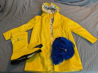 Original Laika Coraline Costume Set Yellow Raincoat Blue Wig Boots