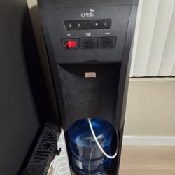 Oasis Water Dispenser 