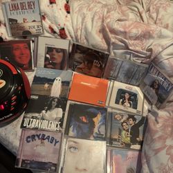 Cd players & Cds bundle