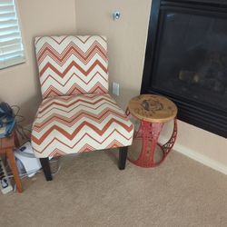 Chair & Side Table
