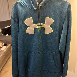 UA Sweatshirt 