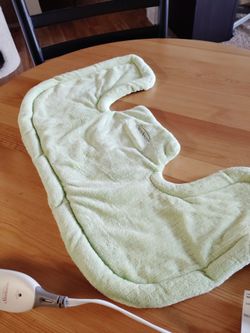 Like New Shoulder/Neck Heating Pad