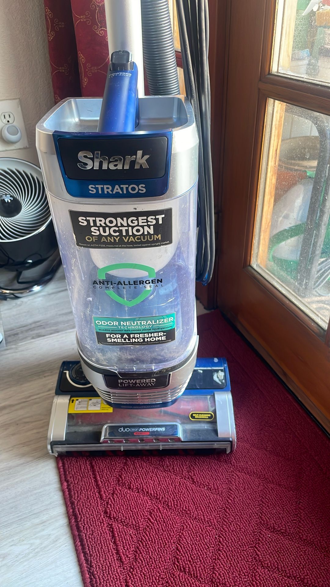 Shark Stratus Bagless Vacuum