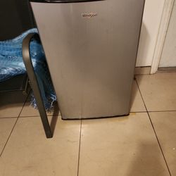 Whirlpool Mini Fricg