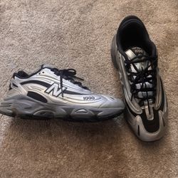 New Balance 1000 silver black sneakers