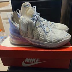 Nike Lebron 18 Play For The Future Mens Size 9.5 (WORN 3 TIMES)