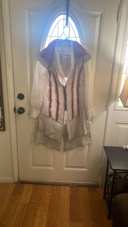 ASSASSINS CREED costume Size Large in junior