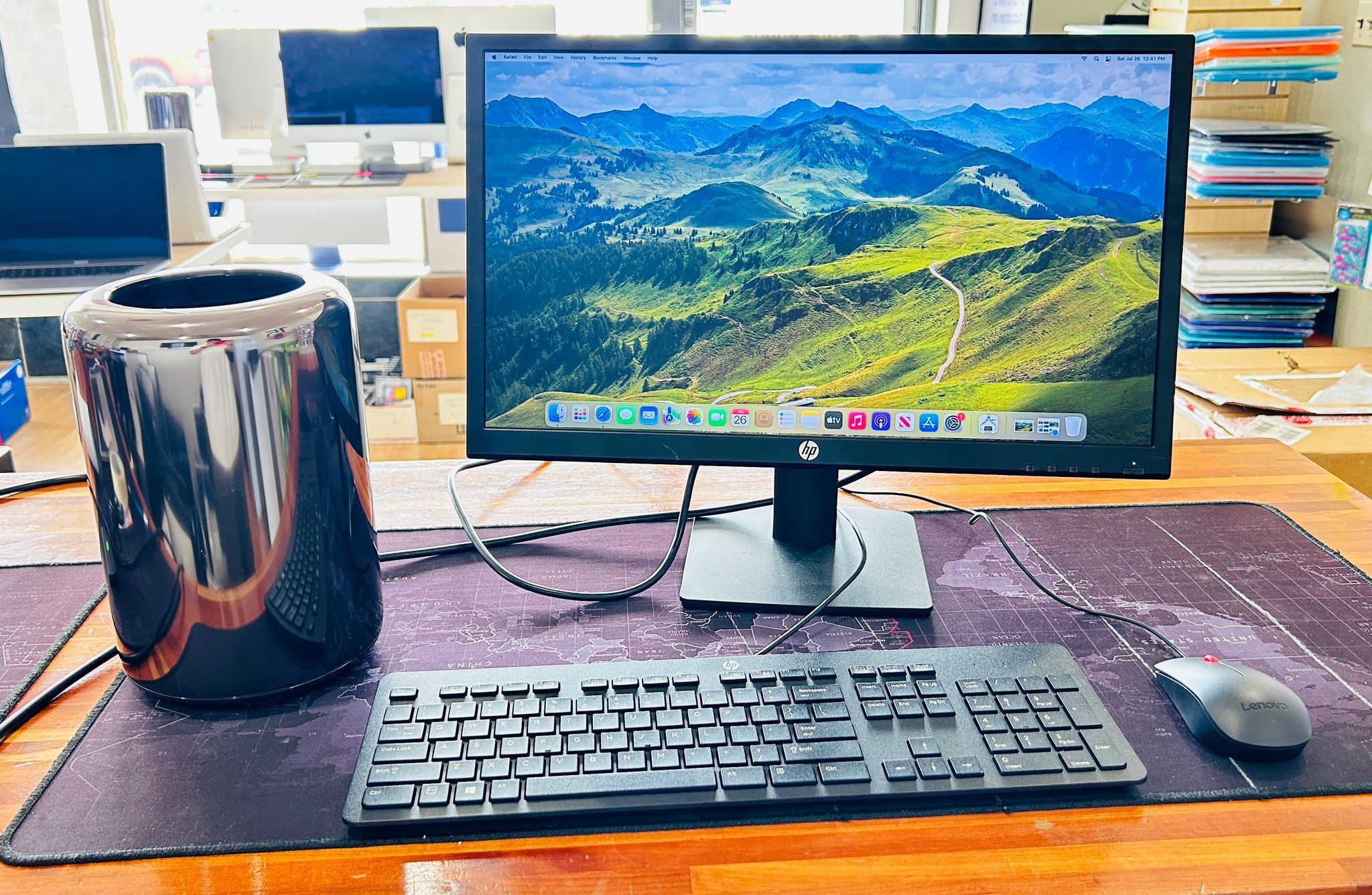 Apple MAC Pro 2013 2.7GHz 12-CORE 16GB 500GB Radeon D700 6GB Graphics Video//Photo Editing