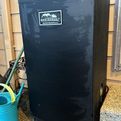 Masterbuilt electric smokehouse Smoker