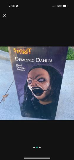 Halloween Decoration Prompt Dahlia Scary