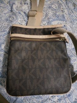 Michael Kors Crossbody Purse