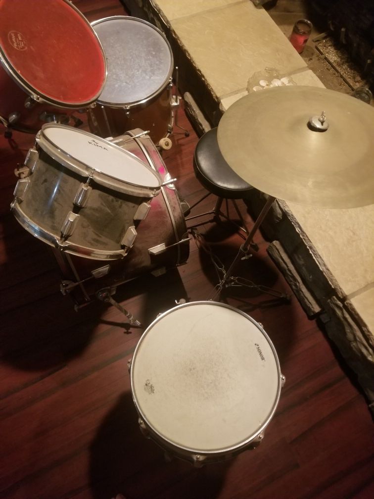 Drum set