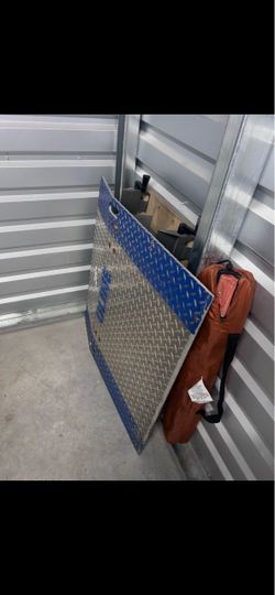 ULINE Dock plate