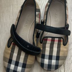 Burberry Kids Shoes Size 24