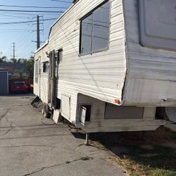 Free Fifth Wheel RV