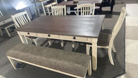 Brand New Dining Room Set Dining Table and Chairs and Bench